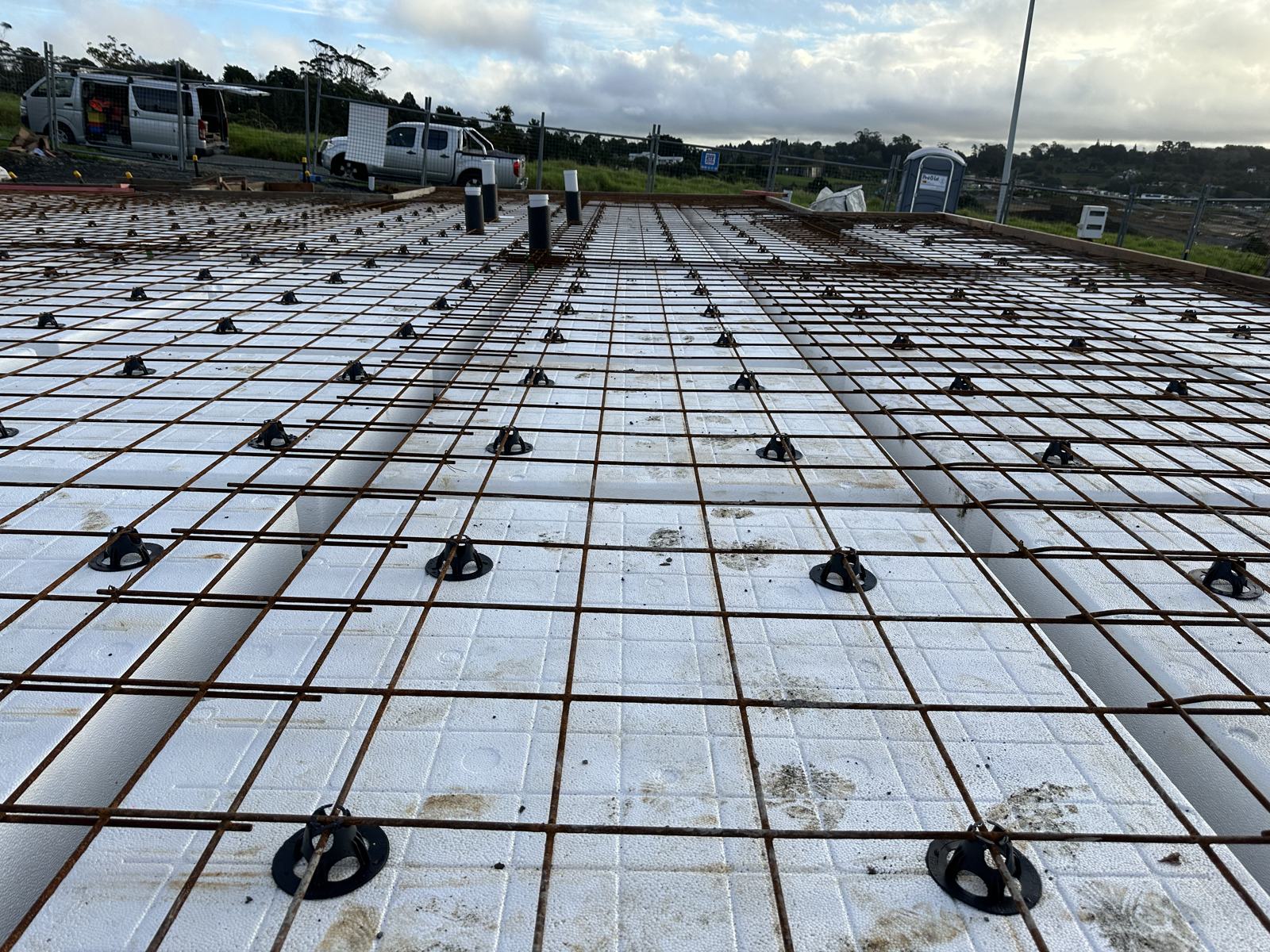 Rib raft pods and mesh